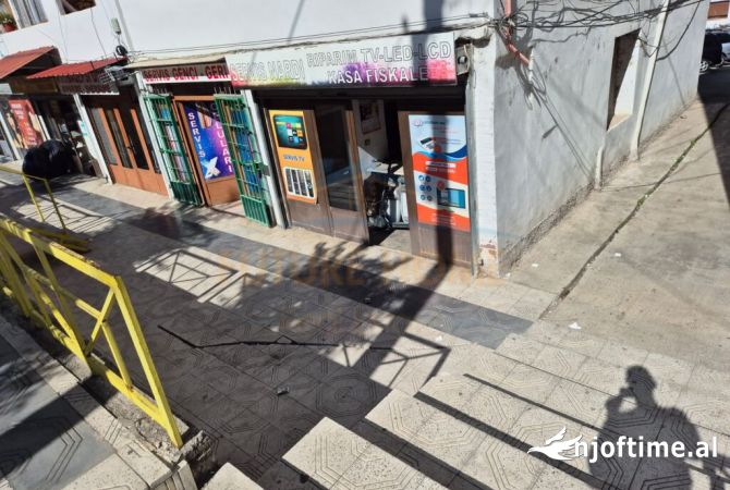 Ambient biznesi ne shitje 1+1 ne Pogradec - 65,000 Euro