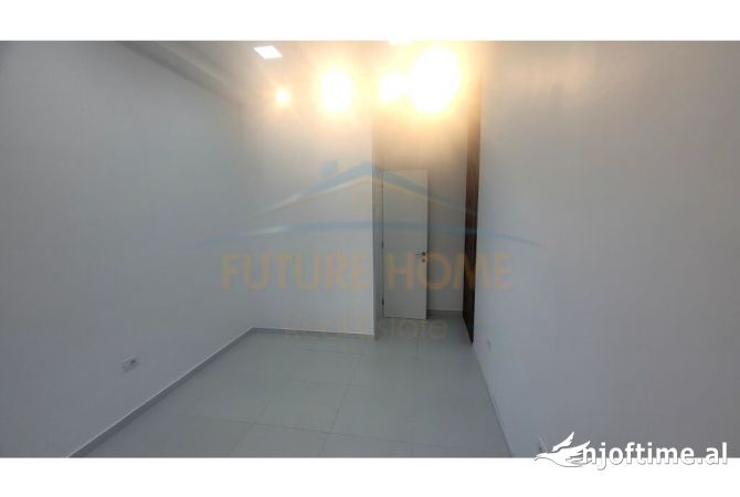 Ambient biznesi me qera 1+1 ne Korce - 200 Euro