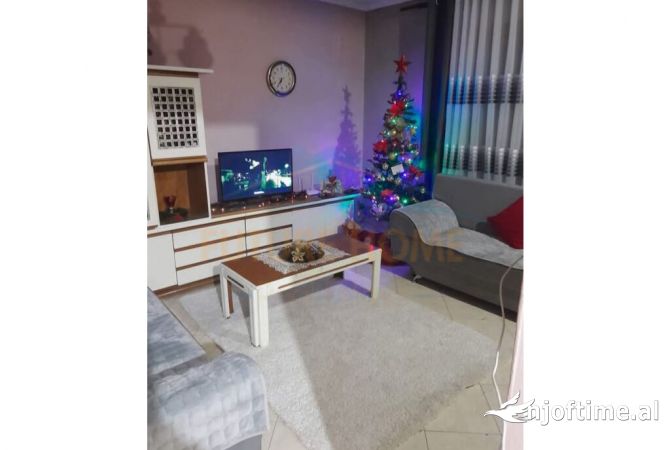 Shtepi ne shitje 2+1 ne Korce - 31,000 Euro