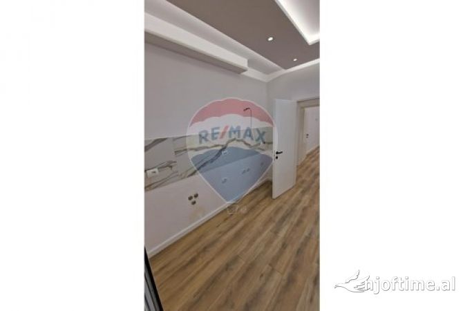 Shtepi ne shitje 3+1 ne Tirane - 255,000 Euro