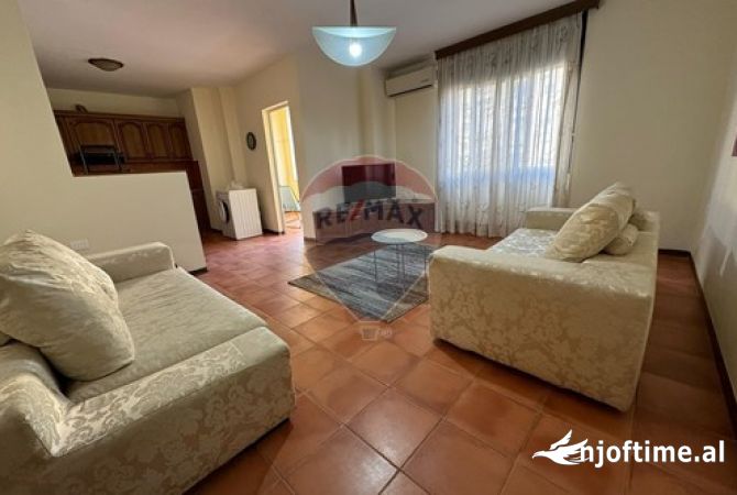 Shtepi me qera 1+1 ne Tirane - 600 Euro