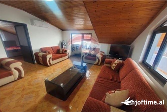 Shtepi me qera 2+1 ne Tirane - 400 Euro