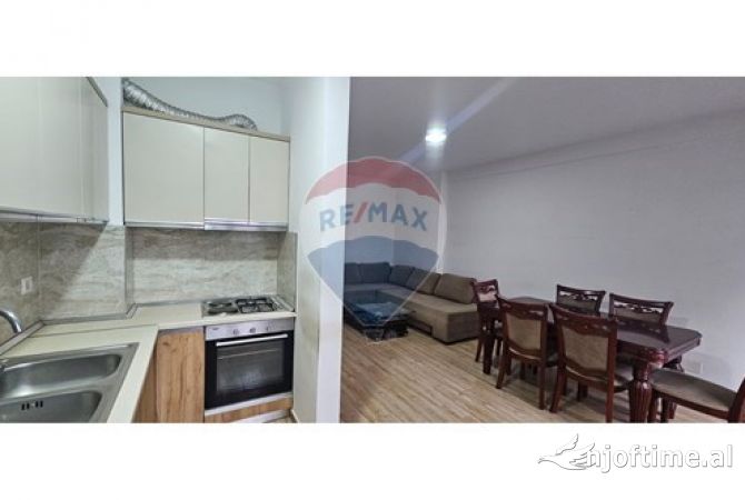 Shtepi ne shitje 1+1 ne Tirane - 13,500,000 Leke