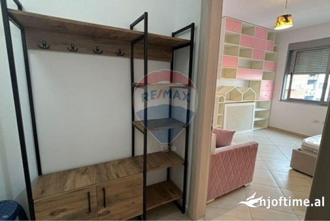 Shtepi me qera 2+1 ne Tirane - 450 Euro
