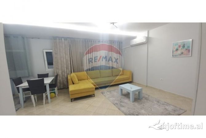 Shtepi me qera 2+1 ne Tirane - 650 Euro