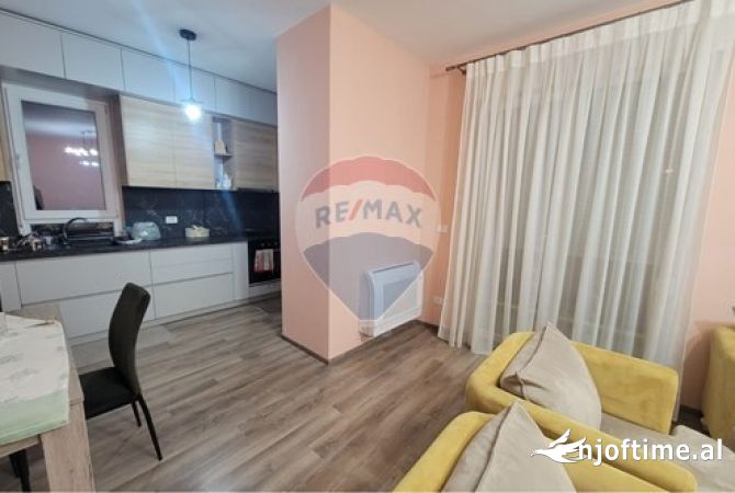 Shtepi me qera 2+1 ne Tirane - 700 Euro