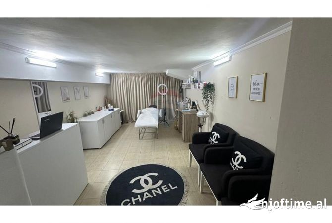 Ambient biznesi ne shitje 1+1 ne Tirane - 89,000 Euro
