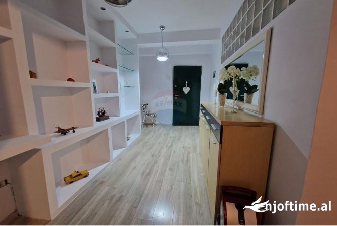 Shtepi me qera 1+1 ne Tirane - 650 Euro