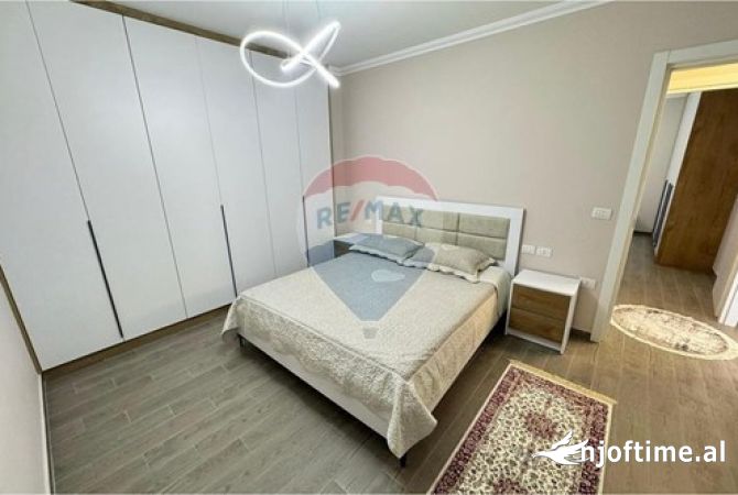 Shtepi me qera 2+1 ne Tirane - 750 Euro