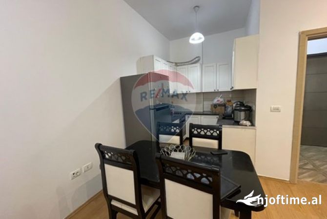 Shtepi me qera 1+1 ne Tirane - 400 Euro