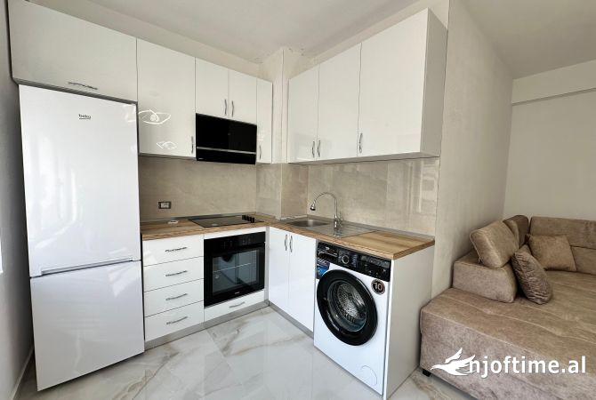 Shtepi me qera 1+1 ne Tirane - 450 Euro