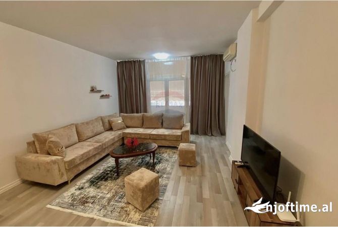 Shtepi me qera 2+1 ne Tirane - 600 Euro