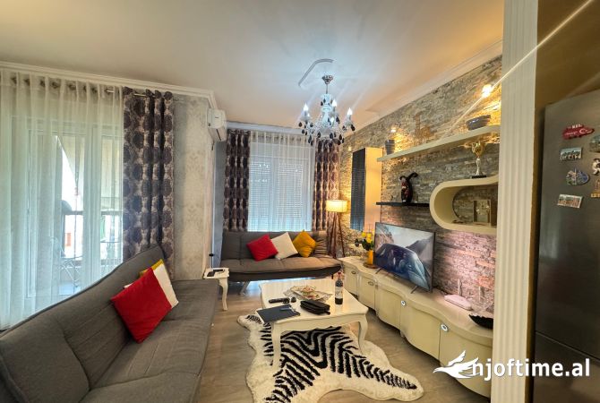 Shtepi ne shitje 2+1 ne Tirane - 230,000 Euro