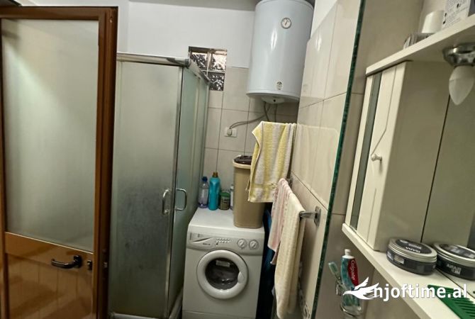Shtepi me qera Apartament ne Tirane, 1+1, Mobilimi E mobiluar, Pagesa 400  Euro.
