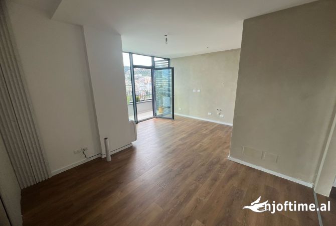 Jepet me qera 3+1+2+ post parkimi