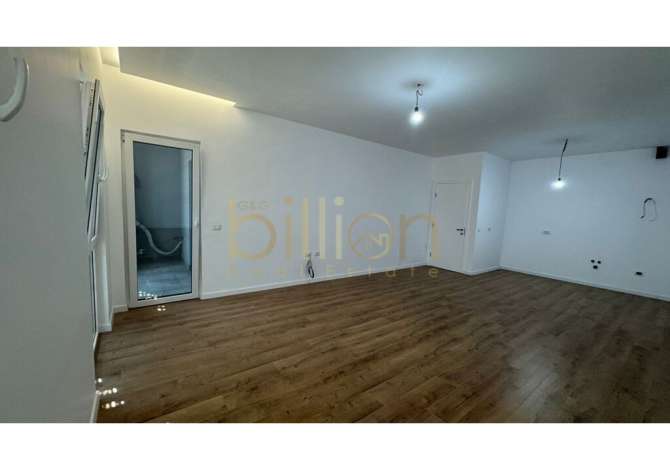 TEK EMERALD CENTER, JAPIM ME QIRA 2 APARTAMENTE PER AMBIENTE BIZNESI! ID: Billion3609