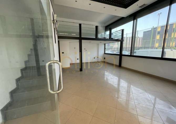 Ambient biznesi me qera 3+1 ne Tirane - 350 Euro