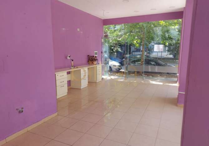 Ambient biznesi me qera 1+1 ne Tirane - 400 Euro