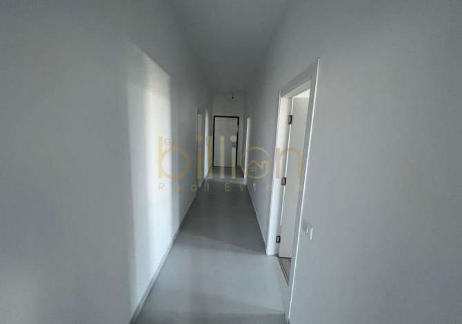 Ambient biznesi me qera 3+1 ne Tirane - 800 Euro
