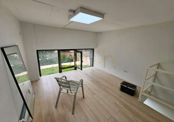 Ambient biznesi me qera 3+1 ne Tirane - 350 Euro