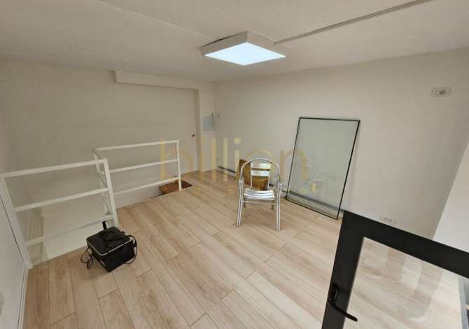 Ambient biznesi me qera 3+1 ne Tirane - 350 Euro