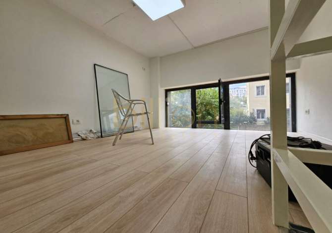 Ambient biznesi me qera 3+1 ne Tirane - 350 Euro