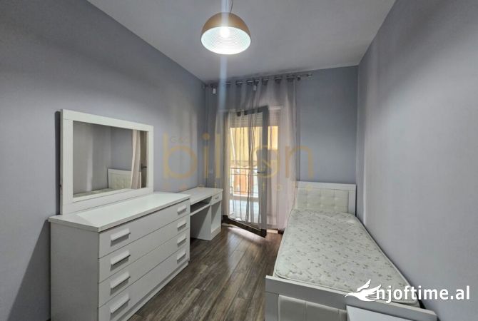 Casa in affitto 3+1 a Tirana - 1,000 Euro