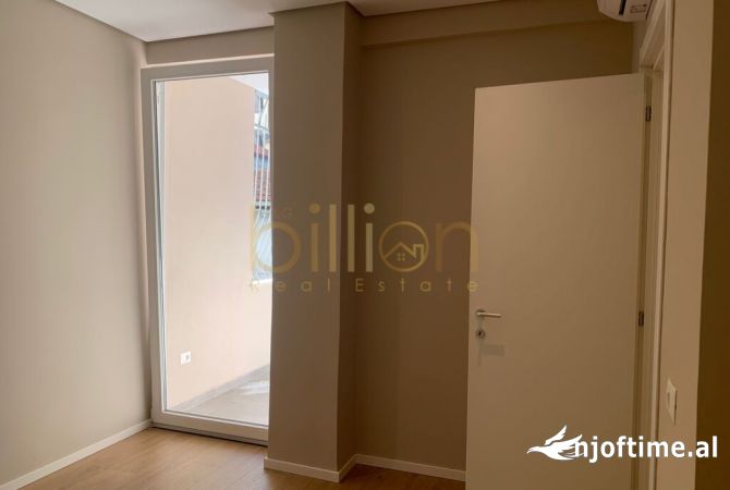 JEPET ME QIRA AMBIENT BIZNESI TEK RRUGA E KAVAJES! ID: Billion3713 