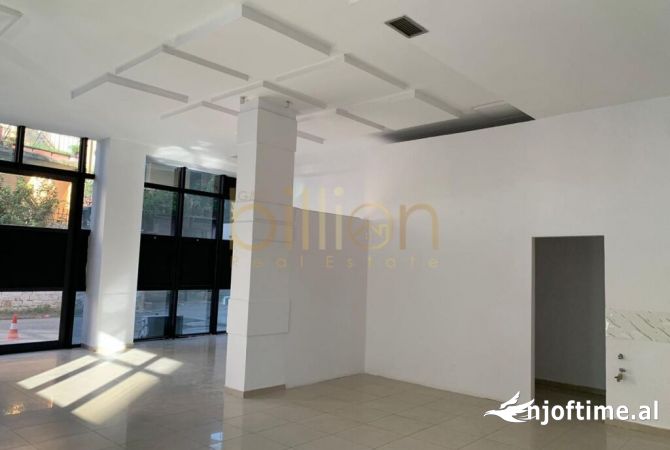 Ambient biznesi me qera 1+1 ne Tirane - 1,000 Euro