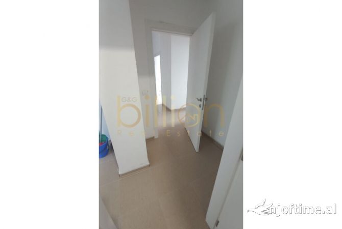 Shtepi ne shitje 3+1 ne Tirane - 256,434 Euro