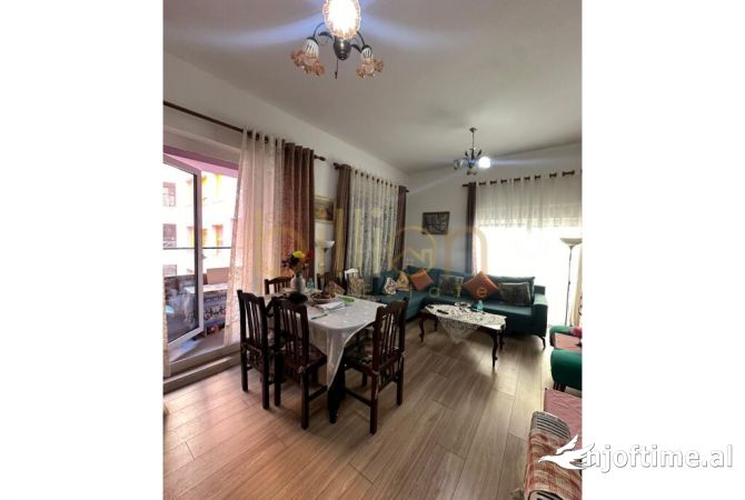 Shtepi ne shitje 2+1 ne Tirane - 112,000 Euro