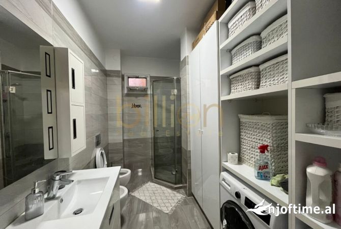 Shtepi me qera Apartament ne Tirane, 2+1, Mobilimi E mobiluar, Pagesa 700  Euro.