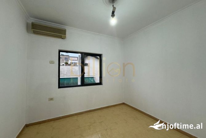 Shtepi ne shitje 3+1 ne Tirane - 201,825 Euro