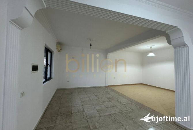 Shtepi ne shitje Apartament ne Tirane, 3+1, Mobilimi Bosh, pa mobiluar, Pagesa 201,825  Euro.