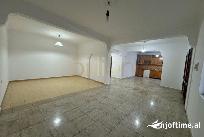 Shtepi ne shitje 3+1 ne Tirane - 201,825 Euro