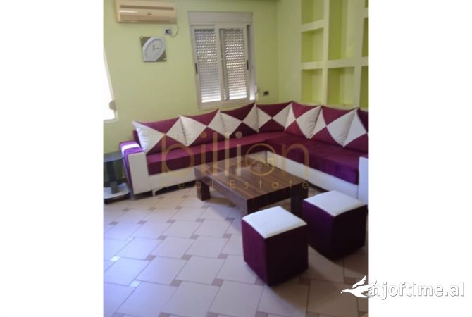 Shtepi me qera 2+1 ne Tirane - 650 Euro