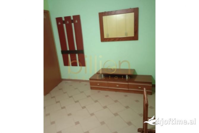 Shtepi me qera 2+1 ne Tirane - 650 Euro