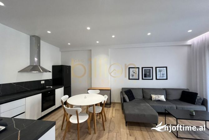 Casa in affitto 2+1 a Tirana - 1,400 Euro