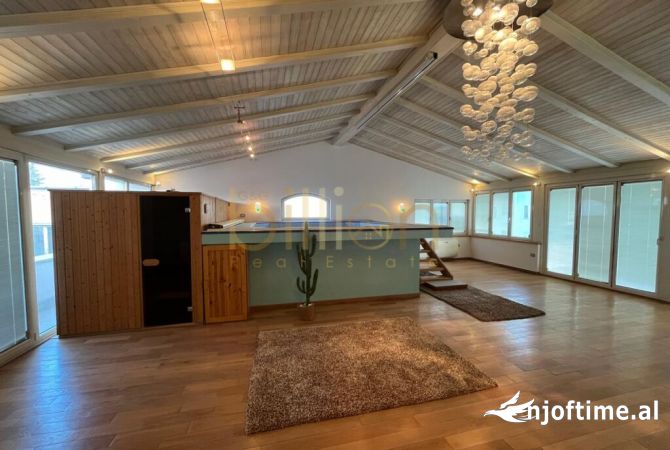 Shtepi me qera 7+1 ne Tirane - 8,000 Euro