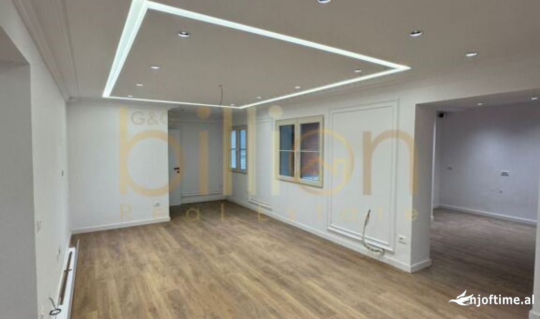 TEK SHKOLLA E BALETIT, JEPET ME QIRA, AMBIENT BIZNESI! 1300 Euro, ID: Billion3857