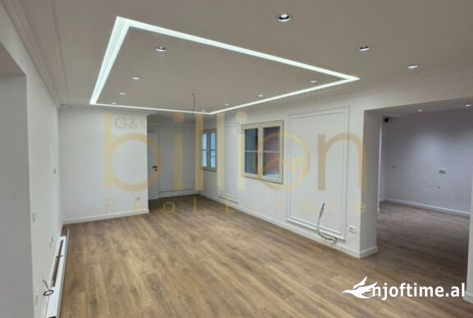 TEK SHKOLLA E BALETIT, JEPET ME QIRA, AMBIENT BIZNESI! 1300 Euro, ID: Billion3857