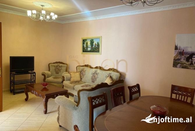 Shtepi me qera 2+1 ne Tirane - 500 Euro