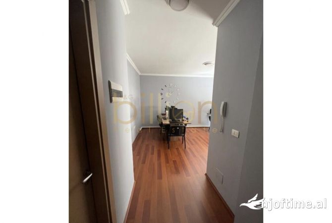 Shtepi me qera 3+1 ne Tirane - 1,200 Euro