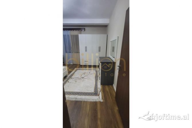 Shtepi me qera 2+1 ne Tirane - 800 Euro