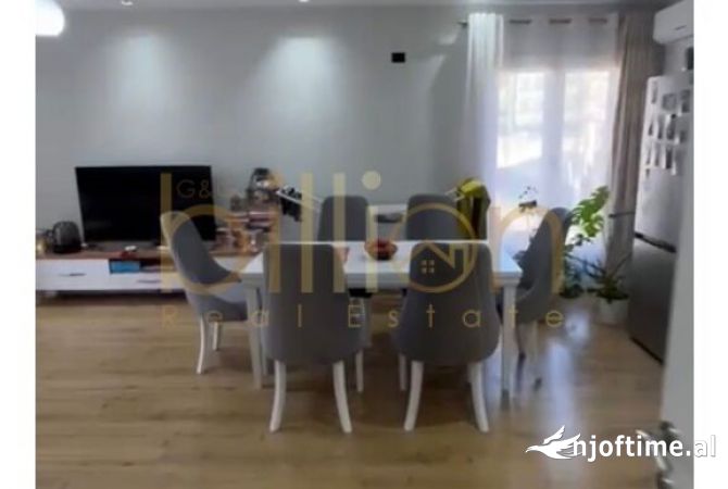 Shtepi me qera 2+1 ne Tirane - 600 Euro