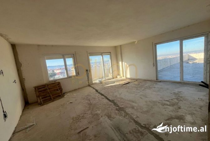 Shtepi ne shitje 2+1 ne Tirane - 172,000 Euro