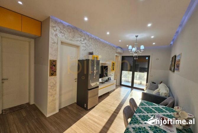 Shtepi me qera 1+1 ne Tirane - 1,000 Euro