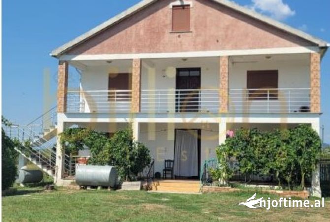 Terreno in vendita  a Alessio - 100,000 Euro