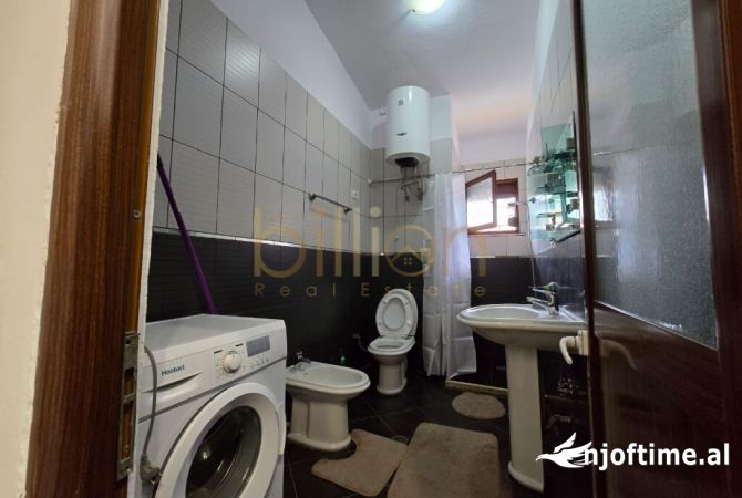 Shtepi me qera Apartament ne Tirane, 1+1, Mobilimi E mobiluar, Pagesa 500  Euro.