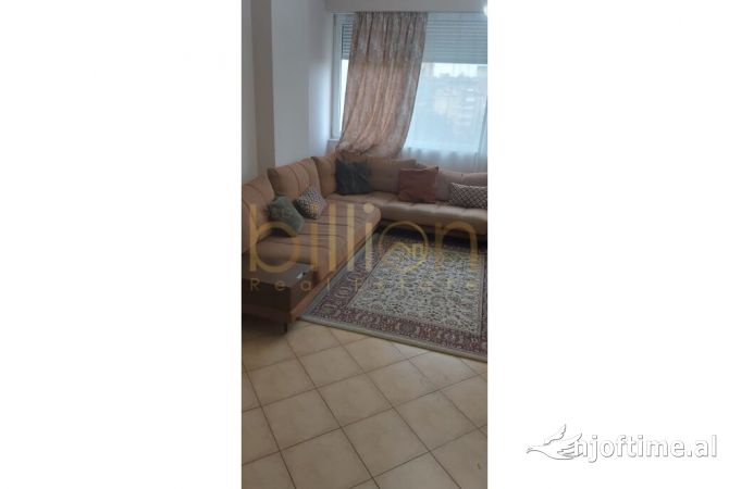 Casa in affitto 1+1 a Tirana - 620 Euro